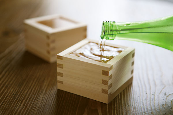 Rượu Đế Vương nhãn Bạc 750ml
