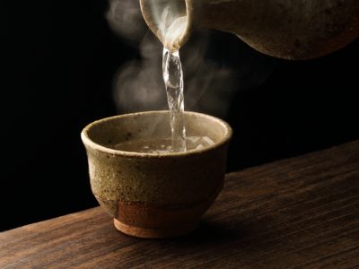 2 lời khuyên khi thưởng thức rượu sake hâm nóng