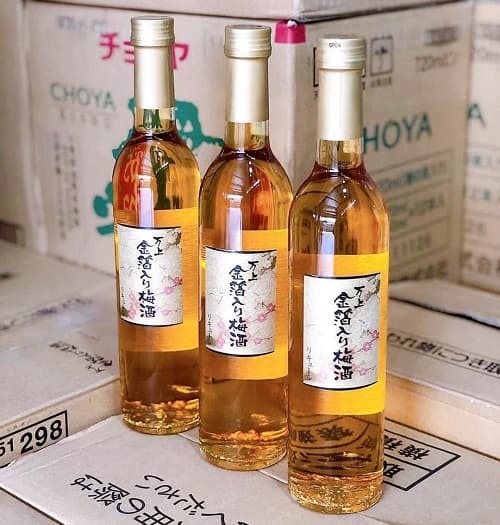 https://ruounhat.vn/wp-content/uploads/2023/10/ruou-mo-vay-vang-co-tot-khong-2.jpeg