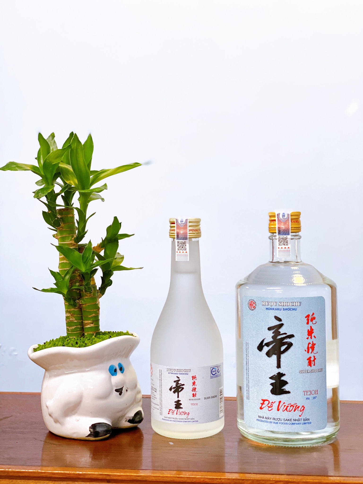 Rượu Shochu Đế Vương Bạc: Thức uống ngon và bổ dưỡng từ Nhật Bản
