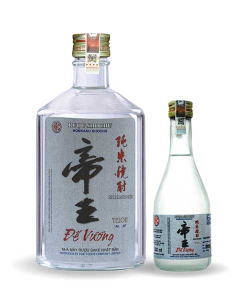 https://ruounhat.vn/wp-content/uploads/2024/04/ruou-shochu-de-vuong-bac-750ml.jpg